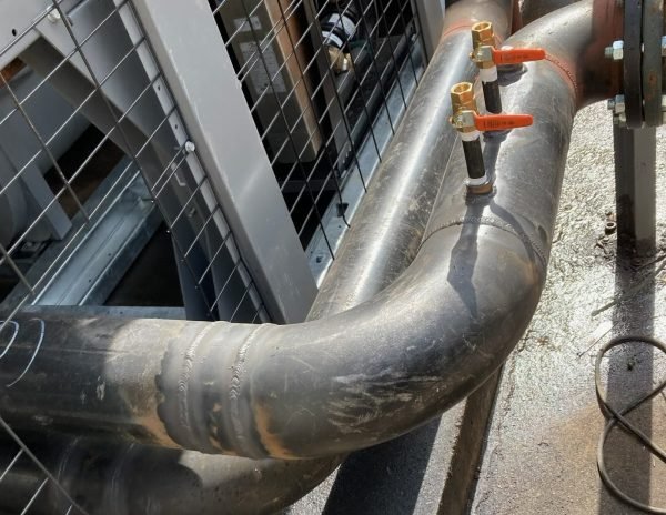 pipe valve web